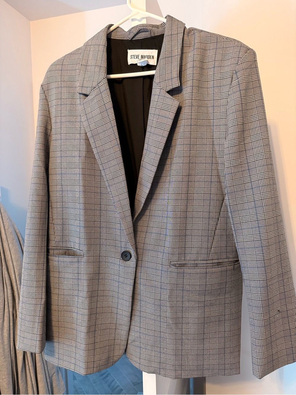 Steve Madden Black and Gray Glen Plaid Single-Button Blazer